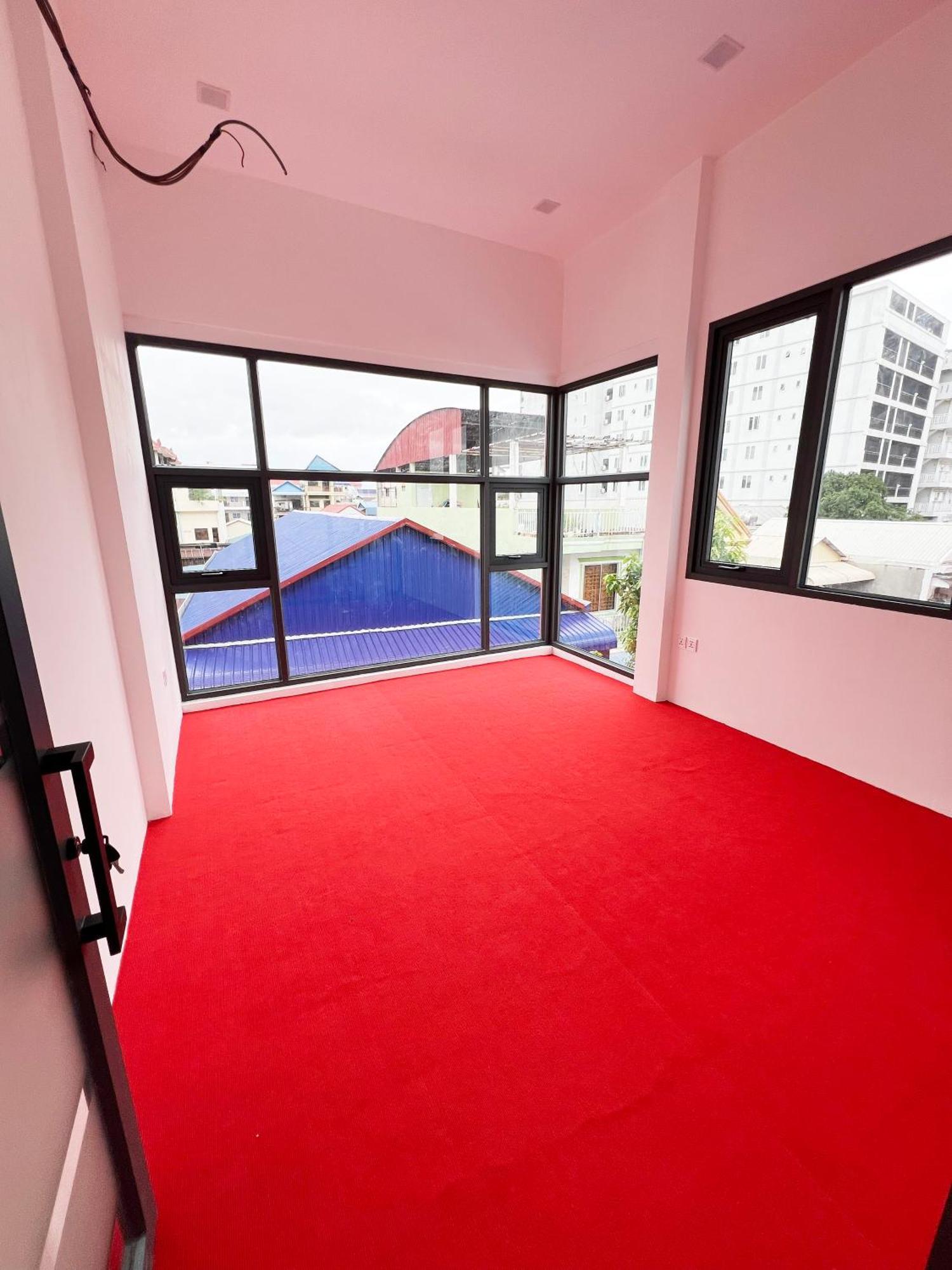 Tva Homestay - Tva Sleepbox - Tva Working Space Phnom Penh Exterior photo
